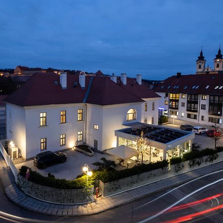 1552 Boutique Hotel Еґер Екстер'єр фото