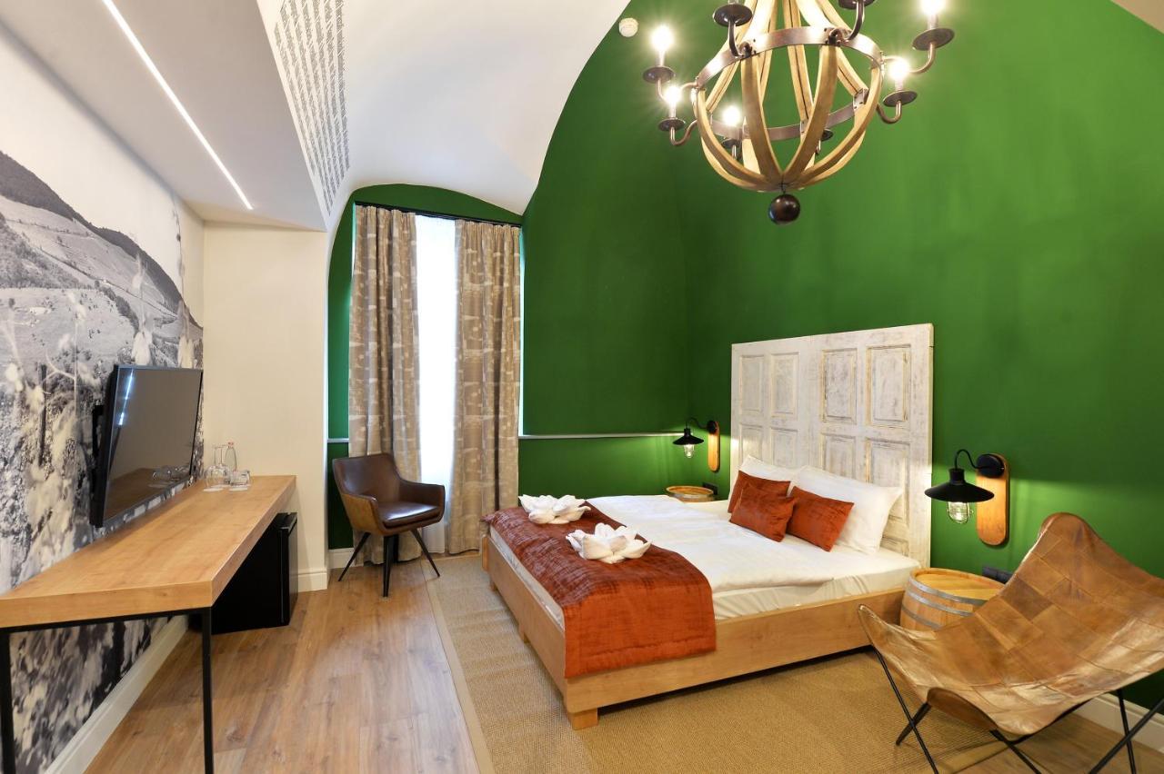 1552 Boutique Hotel Еґер Екстер'єр фото
