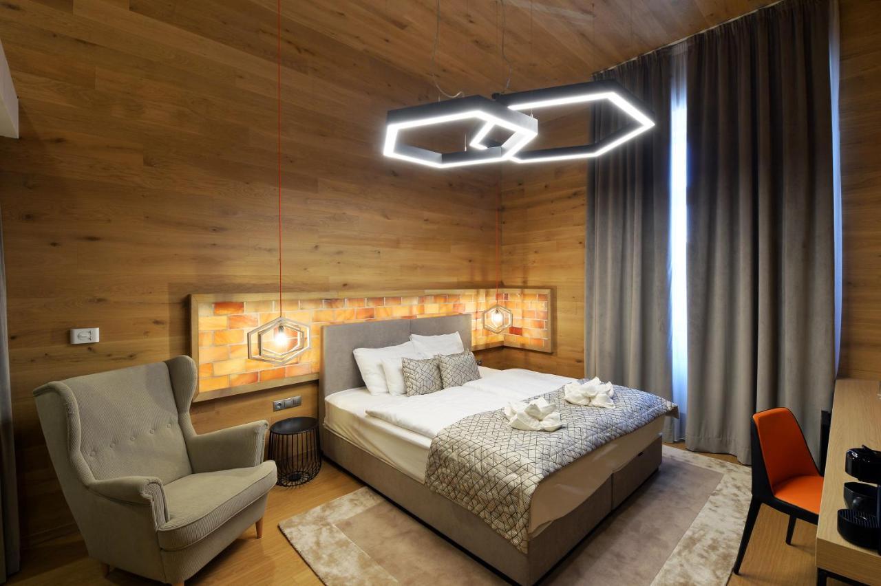1552 Boutique Hotel Еґер Екстер'єр фото