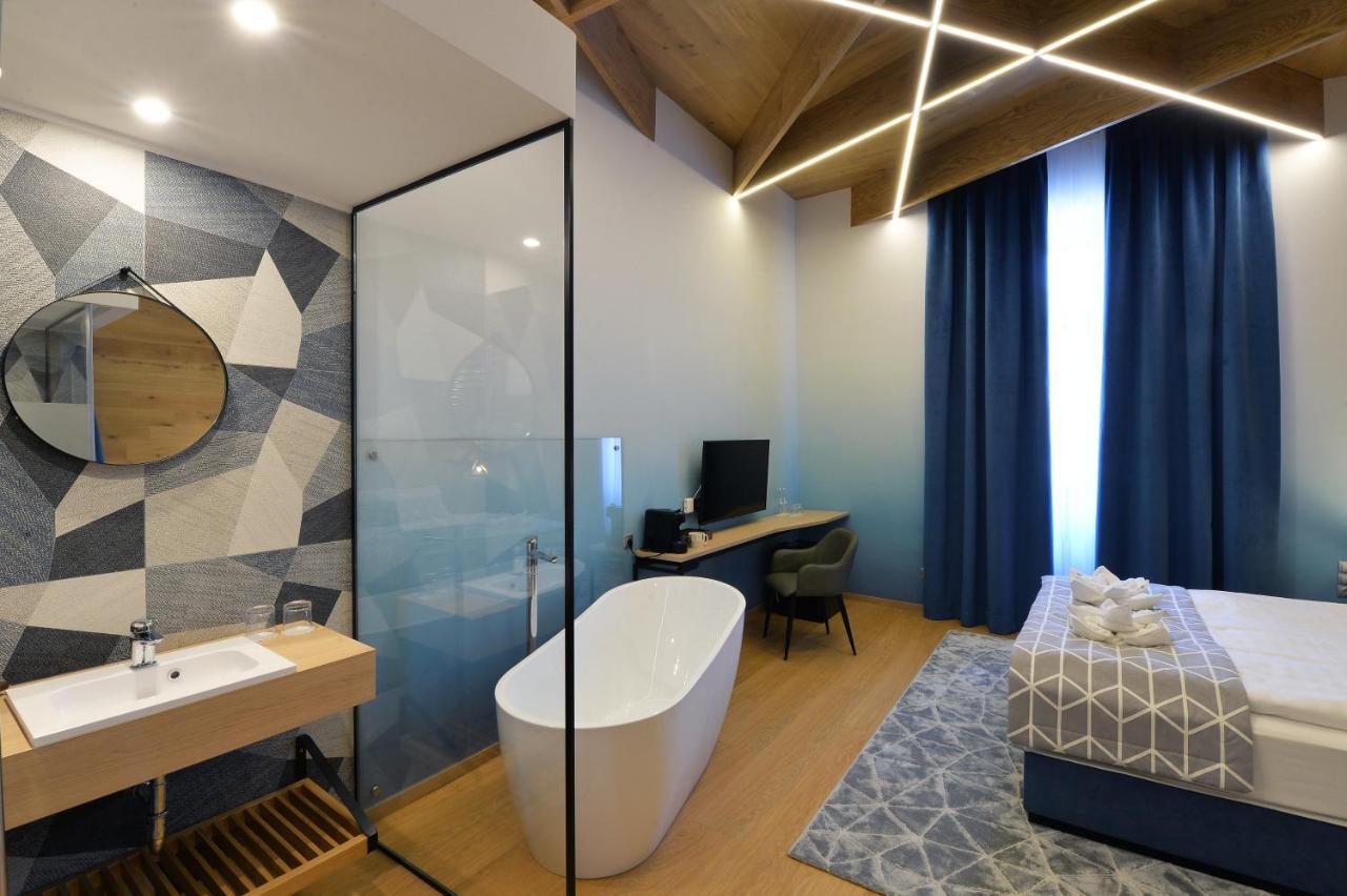 1552 Boutique Hotel Еґер Екстер'єр фото
