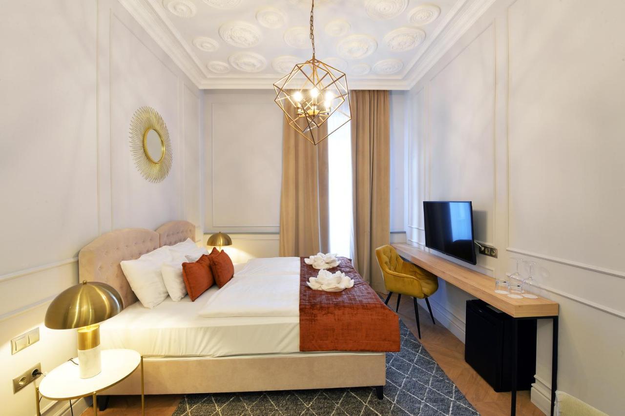 1552 Boutique Hotel Еґер Екстер'єр фото